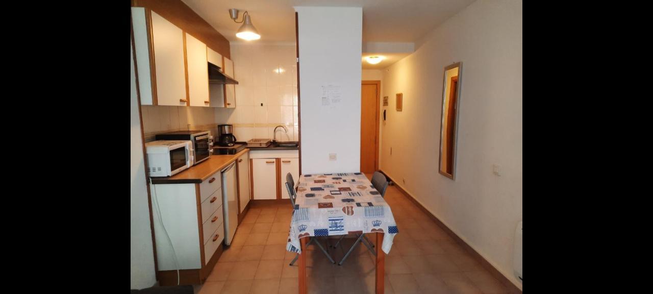 Apartamento Castell Joncar,30 M de la playa, 1era linea de mar, vista al mar Rosas Exterior foto